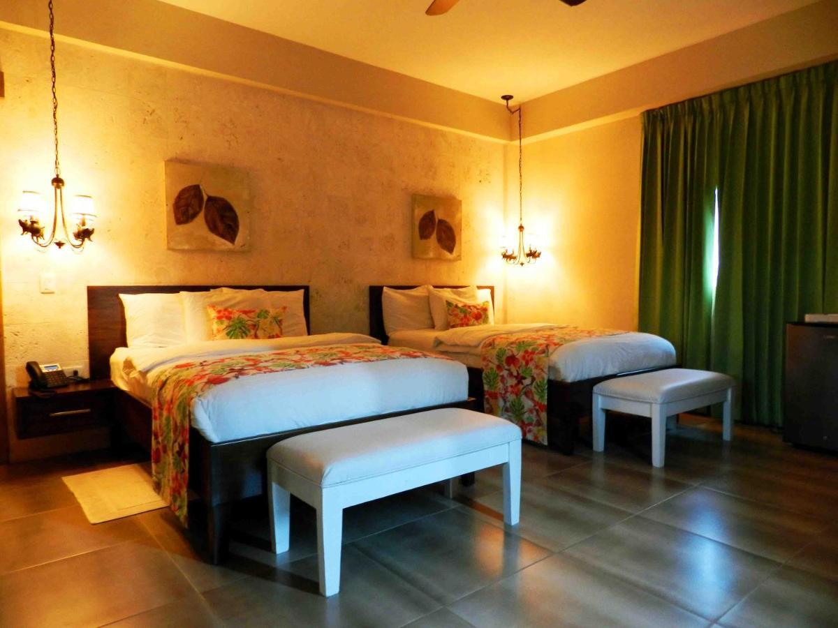 Mon Hotel Boutique Constanza Ngoại thất bức ảnh