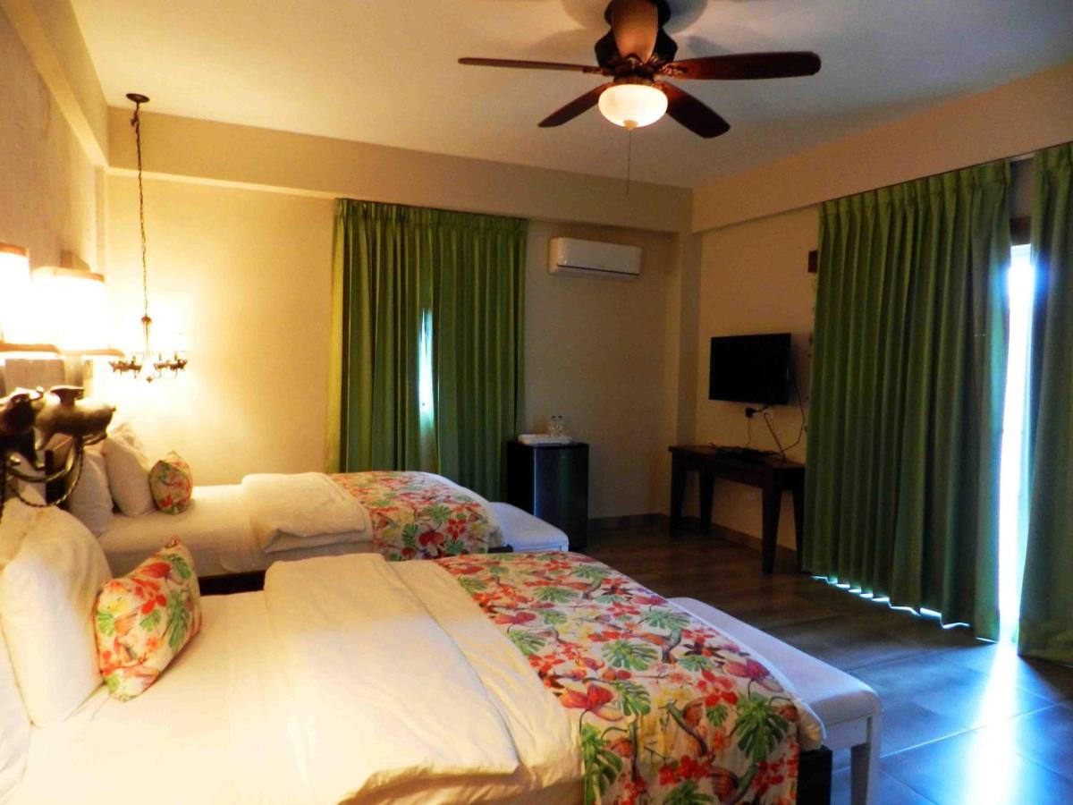 Mon Hotel Boutique Constanza Ngoại thất bức ảnh