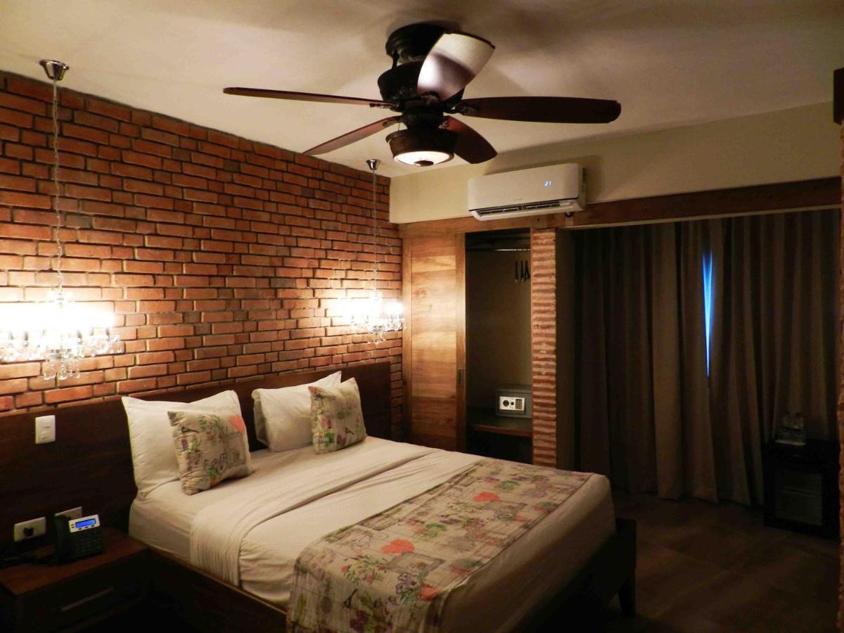 Mon Hotel Boutique Constanza Ngoại thất bức ảnh