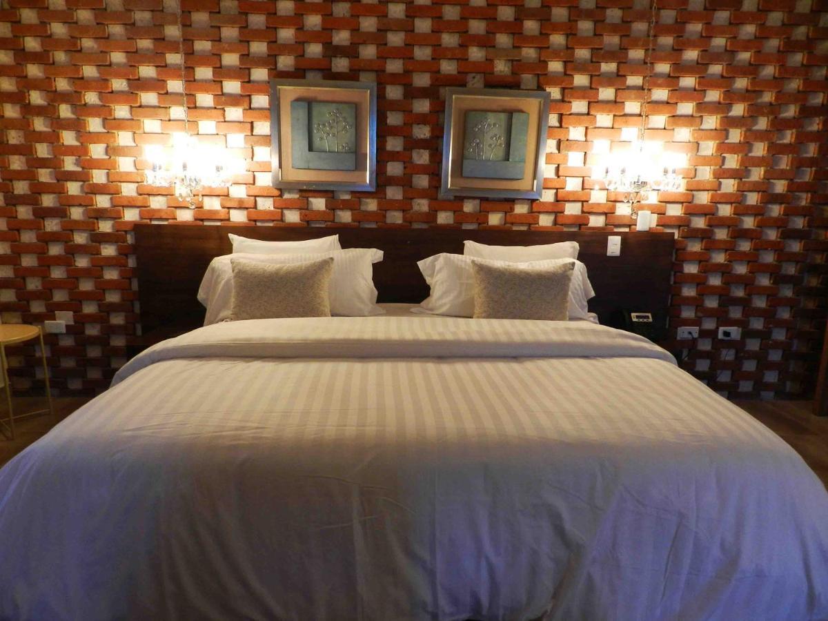 Mon Hotel Boutique Constanza Ngoại thất bức ảnh