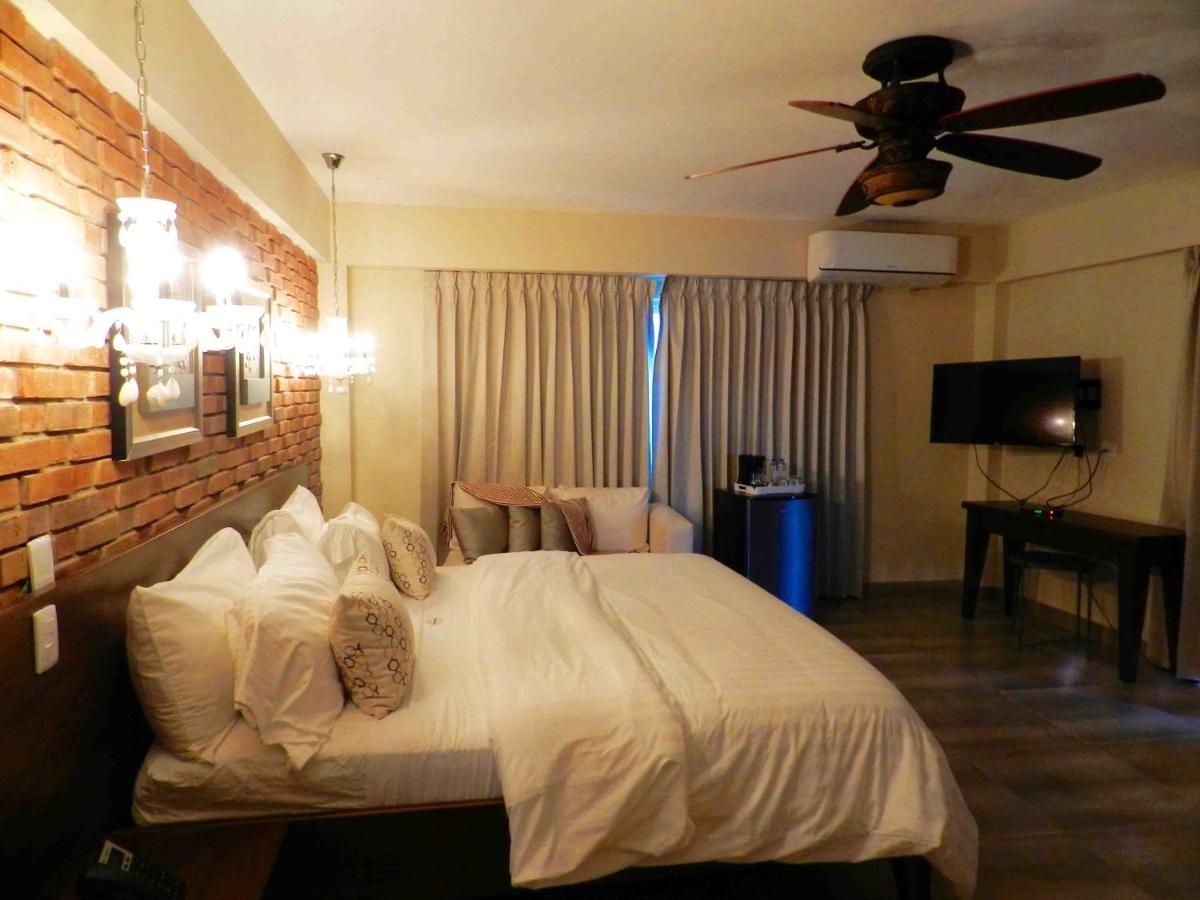 Mon Hotel Boutique Constanza Ngoại thất bức ảnh