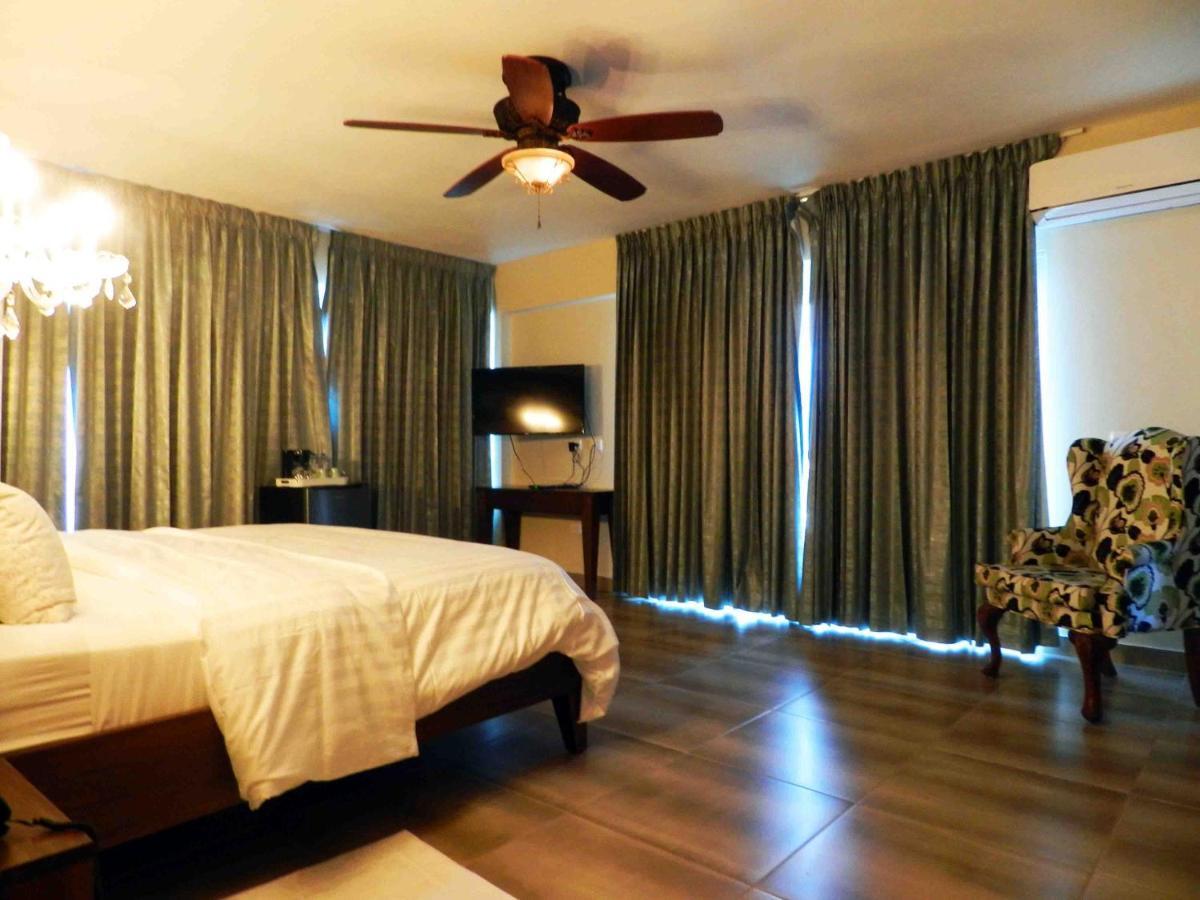 Mon Hotel Boutique Constanza Ngoại thất bức ảnh