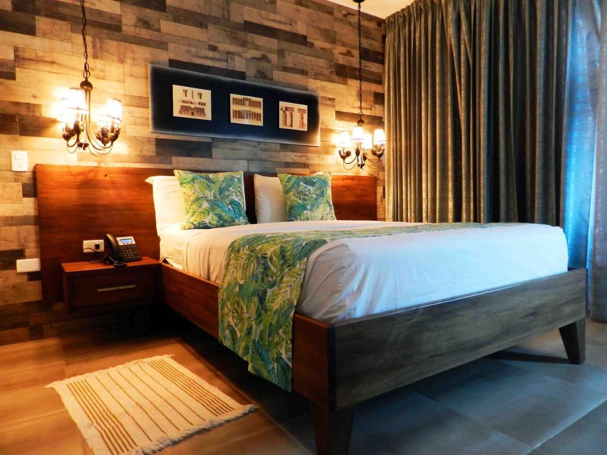Mon Hotel Boutique Constanza Ngoại thất bức ảnh